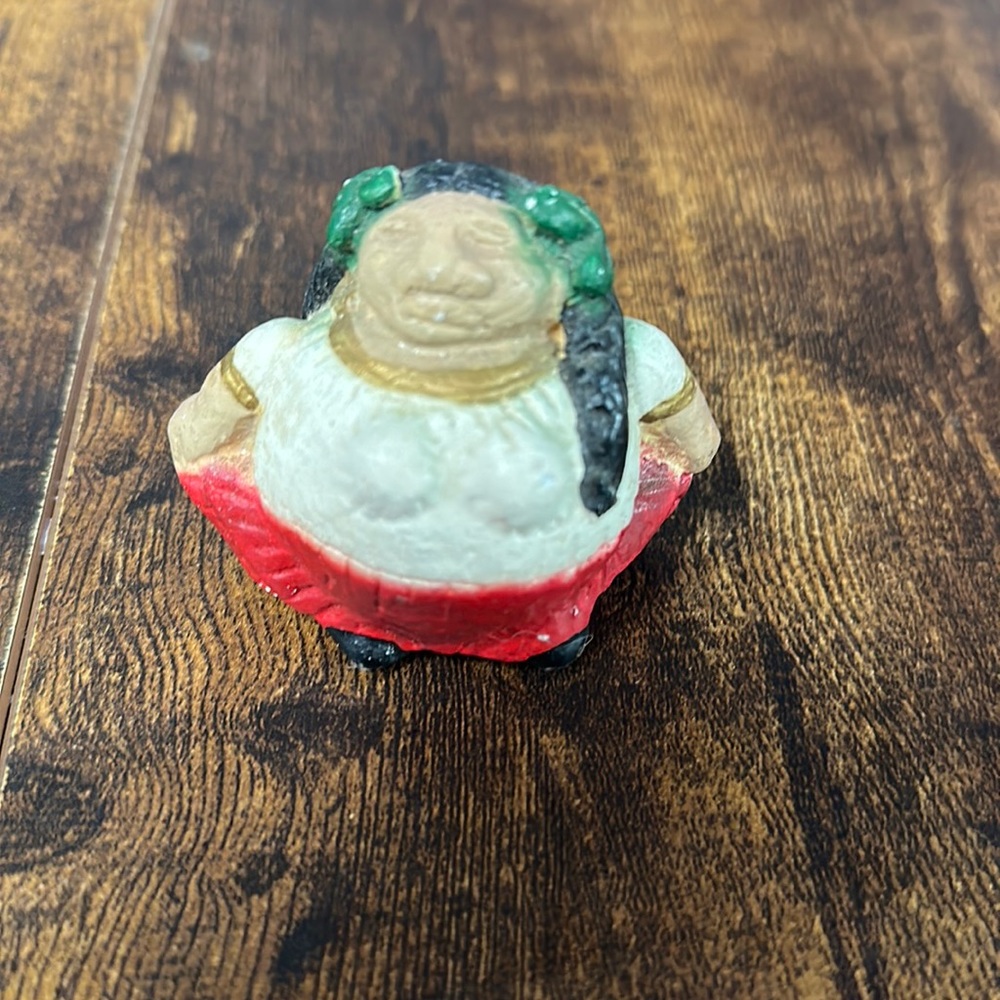 Woman figurine